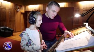 'АНГЕЛ Ы' ЕВА И ЭЛЬЗА ЗАПАШНЫЕ НА СТУДИИ ЗВУКОЗАПИСИ