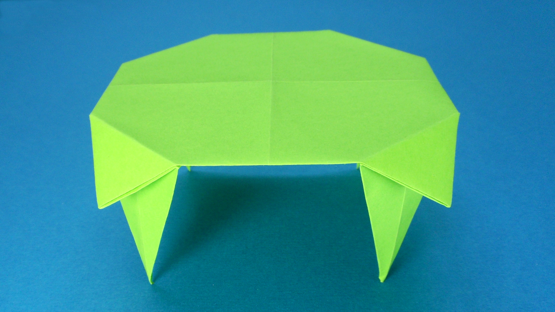 Как сделать Стол из бумаги | Оригами Стол своими руками | Бумажная Мебель для кукол без клея