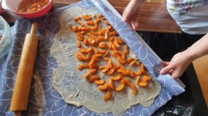 Как приготовить Штрудель | Рецепт бабули | кулинарим с Таней