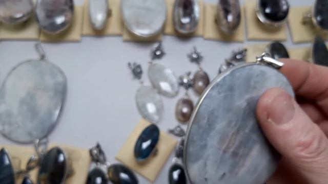 ЛУННАЯ ДОРОЖКА В СЕРЕБРЕНИИ смотреть онлайн