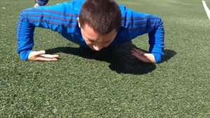 Как отжиматься на кистях рук