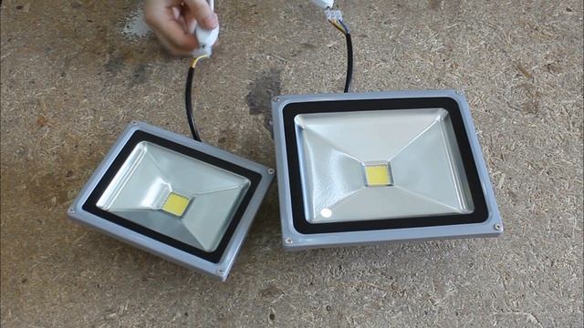 Светодиодный прожектор Jazzway 20W и 30W | Ночной тест светодиодного прожектора | Led прожектор