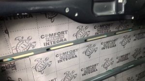 KIA Mohave шумоизоляция салонная в несколько слоёв качественными материалами Comfort Mat