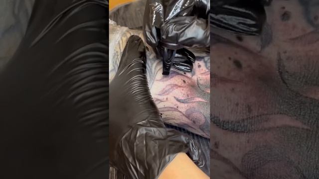 Процесс создания татуировки смотреть онлайн