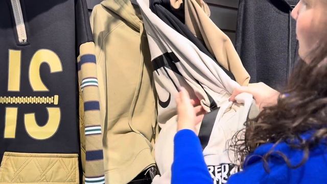 ?Женские спортивные костюмы ? САДОВОД 20 линия 86,88 павильон , +7(929)504-11-51 - Наталия смотреть онлайн