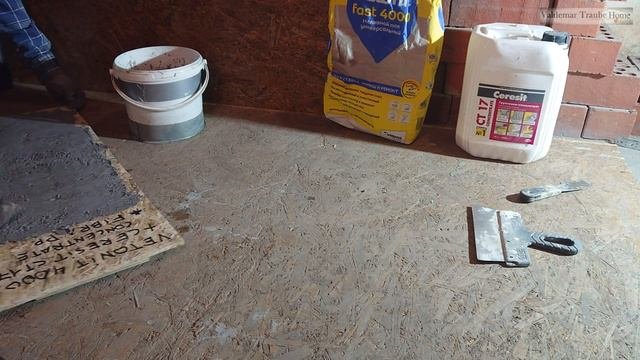 Цементная Эластичная Стяжка на Пол из OSB (своими руками)
