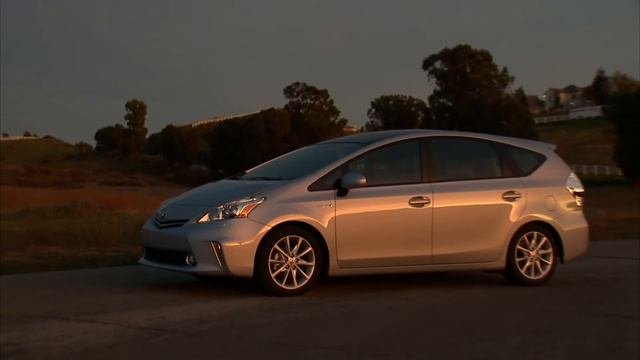 Гибрид Toyota Prius V