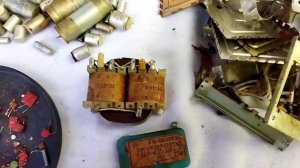 Палладий СССР или Рыжий Км конденсатор общая группа в телевизоре Электроника 408Д