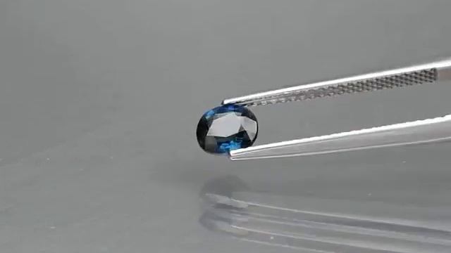 Сапфировый корунд огранка овал 0.63 карат арт 50211 смотреть онлайн