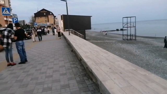 Адлер. Вечерняя прогулочка. Пляж Чайка1. Р-н Фрегат. Кики-мороженое. 04.23. Путешествие в одиночку🙂 смотреть онлайн
