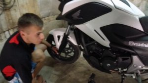 ЗАМЕНА РЕЗИНЫ НА МОТОЦИКЛЕ  HONDA NC750  КАК СНЯТЬ КОЛЕСО  МОТОБУДНИ  МОТОДВИЖ  HYOSUNG 650EFI