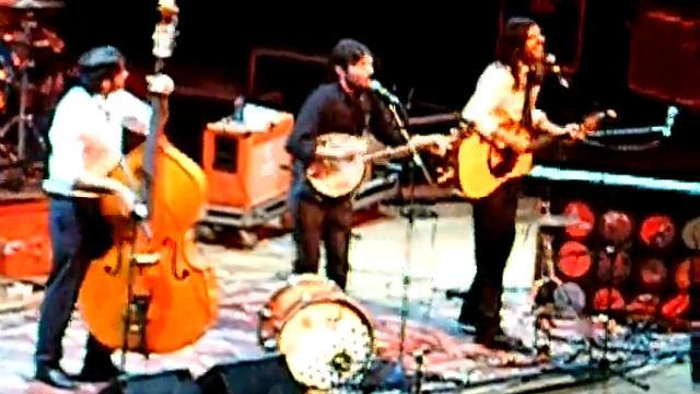 The Avett Brothers - Pretty Girl from Matthews - Savannah, GA @ The Johnny Mercer Theater on 6/11/1 смотреть онлайн