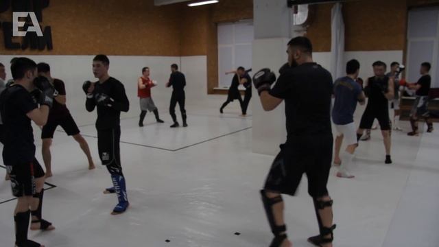 Отработка ударной техники для ММА: Жаш-Куч | Айбек Мусаев смотреть онлайн