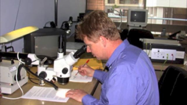 Examining the known evidence against Robert Durst in the Susan Berman murder trial смотреть онлайн