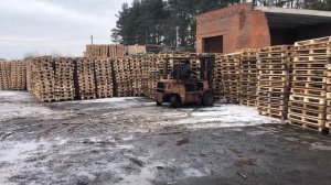 Как грузить поддоны в машину