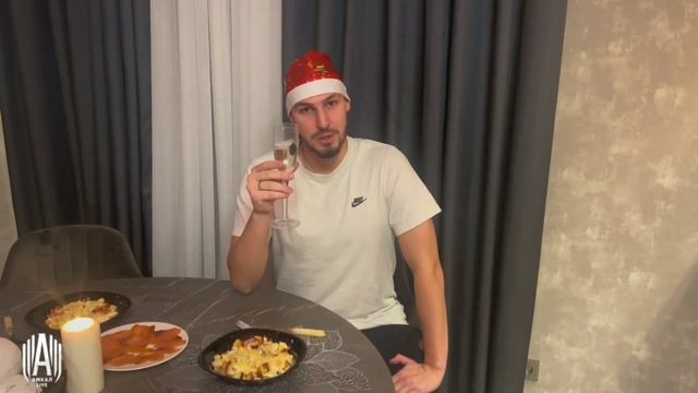 ПОЗДРАВЛЕНИЯ ИГРОКОВ АМКАЛА С 2023 ГОДОМ🎄❤️🖤 смотреть онлайн