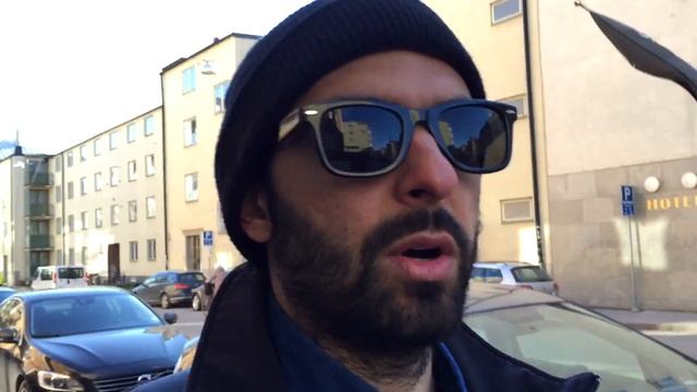 Dependency Inversion - how, what, why? (examples in C#) | Code Walks 004 смотреть онлайн