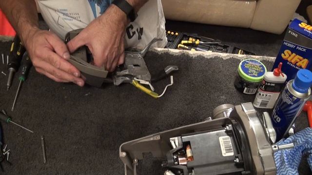 KIRBY VACUUM:Sentria 2 Prior to AVALIR Full Strip Down Clean,now to polish and Assemble Part 2 of 2 смотреть онлайн