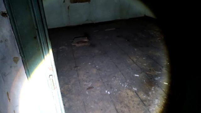 FOI ASSUSTADOR O QUE VIMOS DENTRO DESSA CASA DE 150 ANOS смотреть онлайн