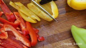 Удон с курицей и овощами в казане?
