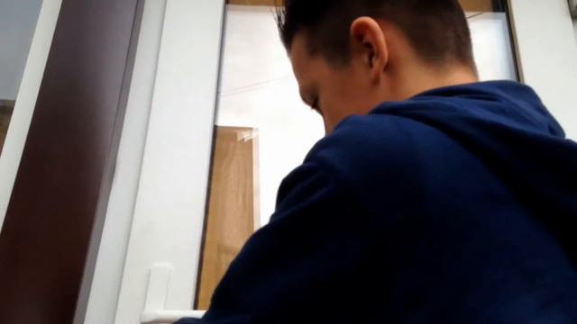 Удар по яйцам смотреть онлайн