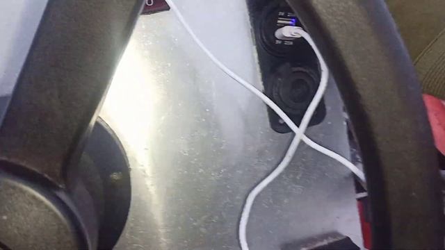 Утренний выезд с базы на лодке Братан с РМЗ 500 смотреть онлайн