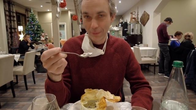 Француз говорит по русски. ФРАНЦУЗСКАЯ кухня за 20 минут! Как они это едят? Из города в деревню