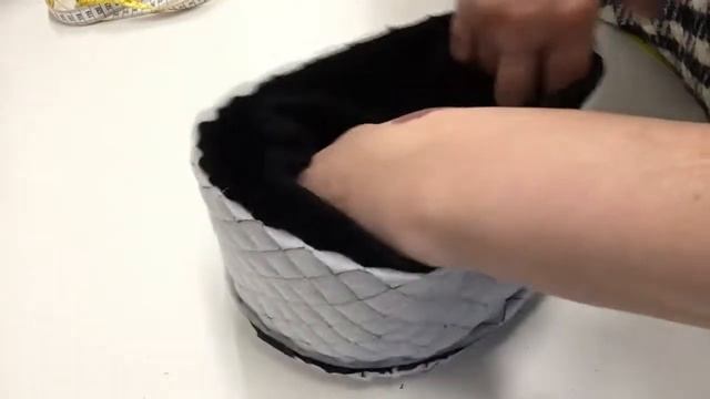 Как легко сшить зимнюю шапку .