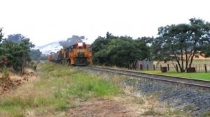 ATN Tasrail train 43 2117/2116/2118 at Rekuna 11/02/2002