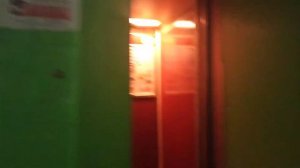 Пассажирский лифт МЛЗ-(1984 г.в) с красной обшивкой.Город Уфа!