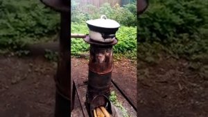 Своими руками на даче в лесу из консервных банок  самодельная бездымная пиролизная печка  Примус