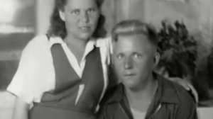 Я  РИСУЮ    Исполнение Вараксина Нина  Слова Вероники Горбуновой