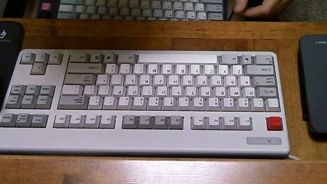 Leopold FC660C Sound vs Realforce 87U Type S Sound смотреть онлайн