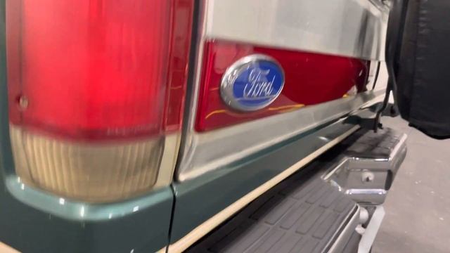 1990 FORD BRONCO EDDIE BAUER INTERIOR смотреть онлайн