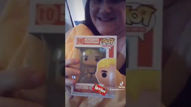 Stretch Armstrong Pop! Mochi Kiwi, Skittles