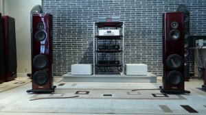 Magico S3 MkII @ Constellation Audio Inspiration Mono 1.0@ Playback Designs MPS-8 @ Alcom