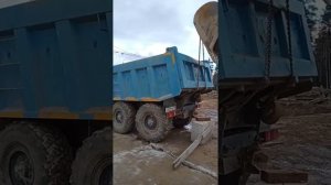 На Урал-55571 оборвало нижнюю левую реактивную тягу заднего моста