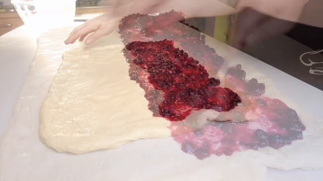 BRIOCHE SOFFICISSIMA AI FRUTTI DI BOSCO ?? Ricetta facile смотреть онлайн