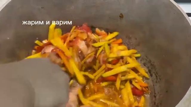 Плов из вермишель. Жаренный вермишель.