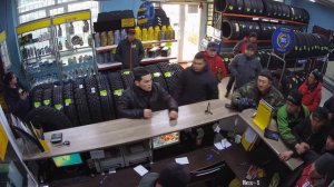 Драка в Шинном центре