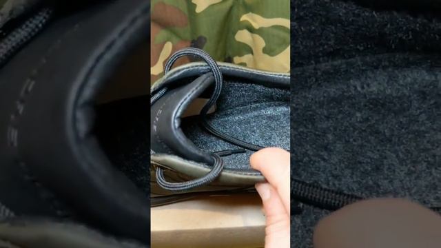 Зелёные ботинки с утеплителем на нашу зиму с "головой" хватит. Кожа, байка до -15 легко держат тепл смотреть онлайн