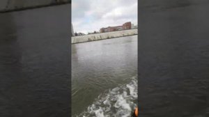 Мотор Sharmax и лодка Аква 2800 без киля первый выход обкатка