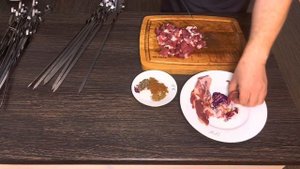Шашлык за 6 минут! Просто и вкусно (из баранины)