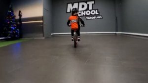 ОБУЧЕНИЕ КАТАНИЮ НА БЕГОВЕЛЕ MDT SCHOOL (ЧАСТЬ 1)