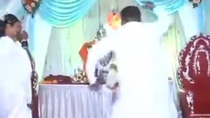 Funny Wedding Dance Смешной свадебный танец!
