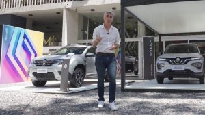 Renault muestra su gama actual y sus lanzamientos 2023 en un imponente stand en la costa