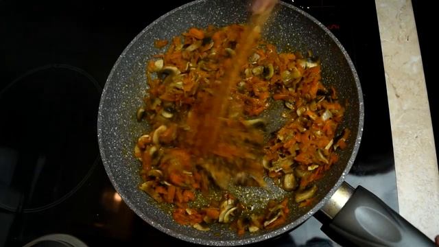 Карп запеченный в духовке. Рецепт (короп в духовці) смотреть онлайн