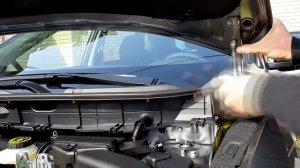 Установка газового упора капота Nissan X-Trail T32