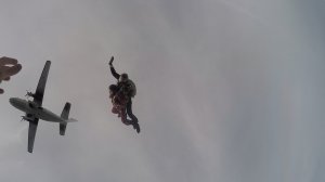 ПЕРВЫЙ ПРЫЖОК С ПАРАШЮТОМ! ЭТОТ САМОЛЕТ РАЗБИЛСЯ СПУСТЯ ГОД!