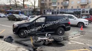 В Севастополе мотоциклист погиб после столкновения с внедорожником